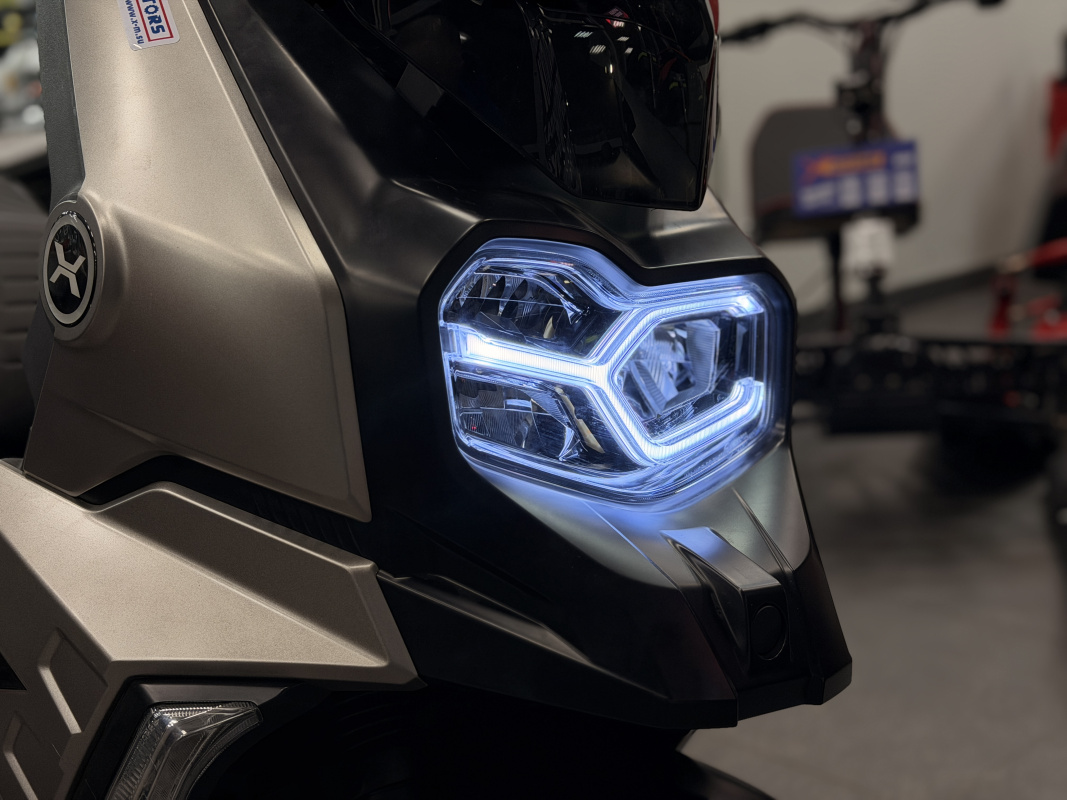 Скутер PROMAX BMW C250X